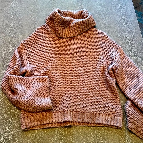 Gentlefawn Collection wool mauve sweater. S - Picture 1 of 4